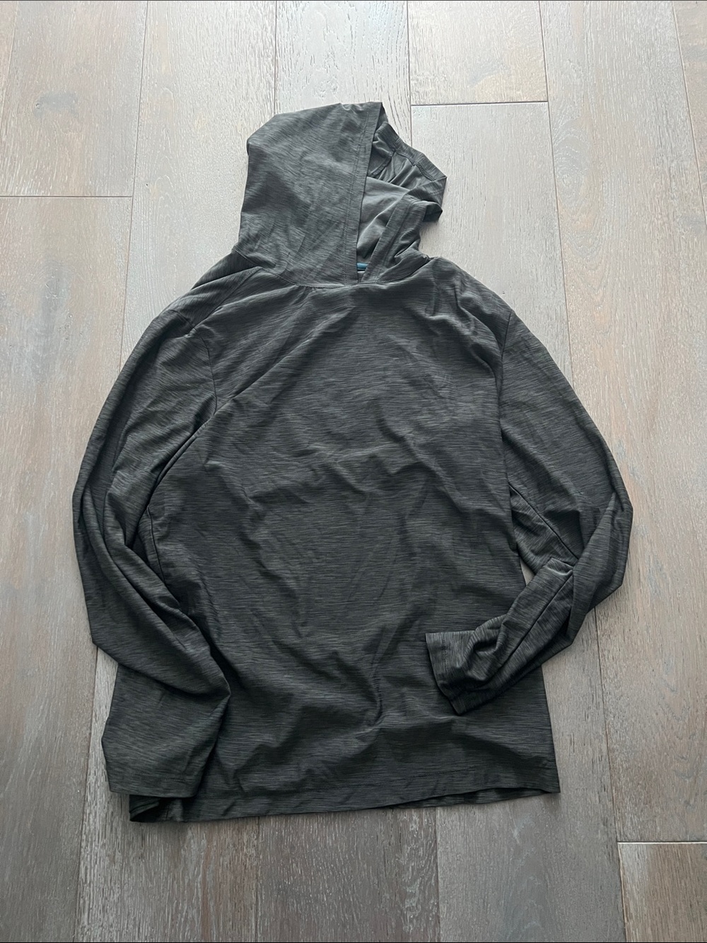 Asics Men's Hooded Long-Sleeve Shirt - Charcoal